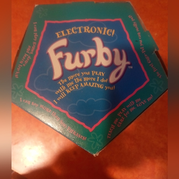 Special Edition Limited Furby - Picture 2 of 2